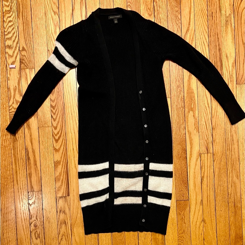 Black and white striped Banana Republic long sweater XS